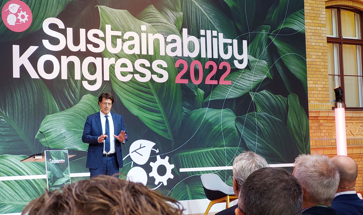 Schaeffler CEO Klaus Rosenfeld on the question of what customers are willing to pay for a reduced carbon footprint